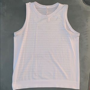 White Lululemon workout top sz 8